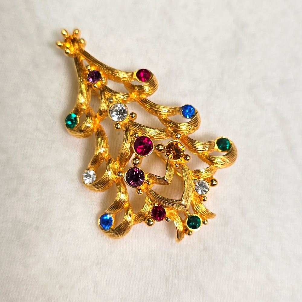 Vintage Monet Christmas Tree Brooch
